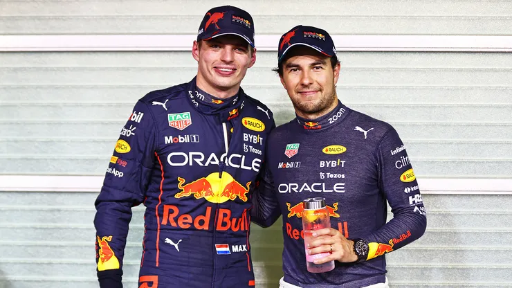 Max Verstappen junto a Checo Pérez en Red Bull Racing