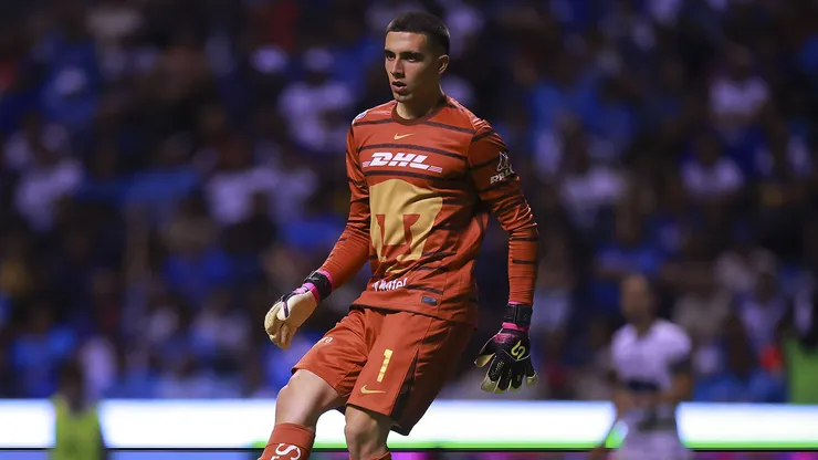 Álex Padilla se puede ir de Pumas UNAM