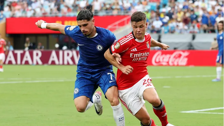 El duelo entre Chelsea y Benfica fue frenado por amenaza de tormenta eléctrica