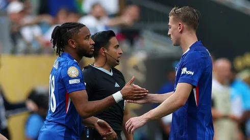 El partido entre Benfica y Chelsea fue suspendido cuando quedaban solamente 5 minutos para terminar