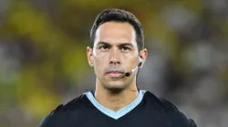 Facundo Tello, árbitro designado por la FIFA para impartir justicia en Rayados vs. Borussia Dortmund