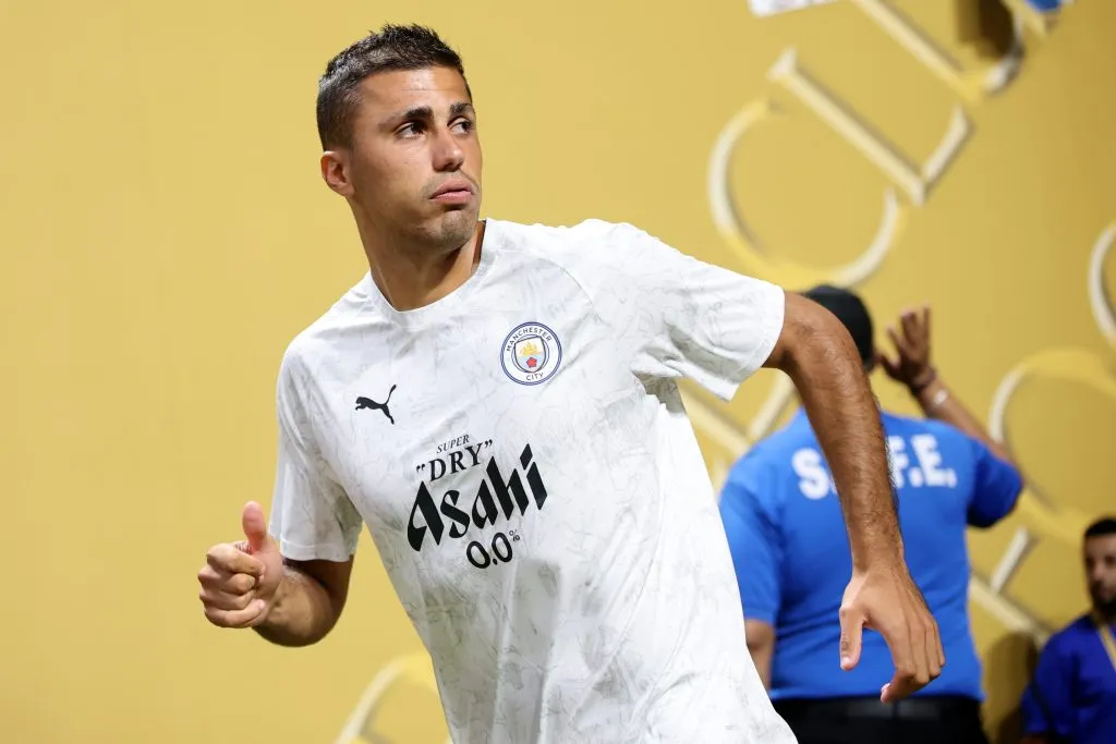Rodri iniciará el encuentro desde la banca. (Getty Images)