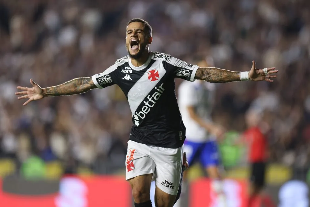 Phillipe Coutinho está tasado en 5.3 millones de dólares, por lo cual podría ser comprado por Rayados con el dinero obtenido en el Mundial de Clubes. (Getty Images)