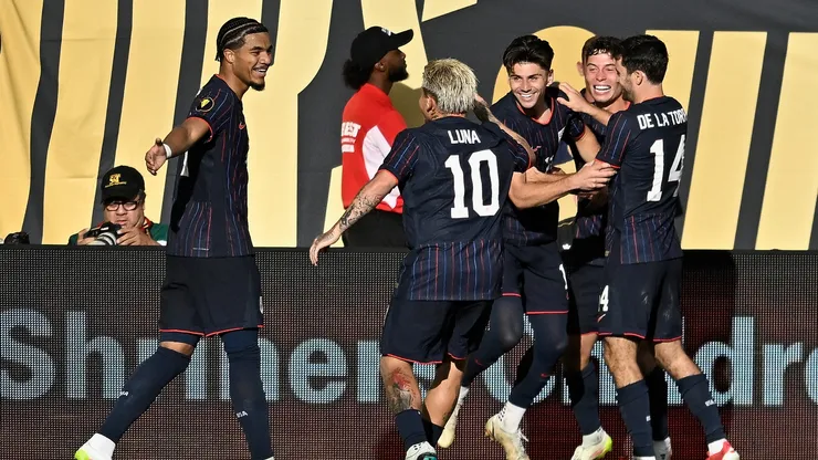 Los jugadores de Estados Unidos, a puro festejo.