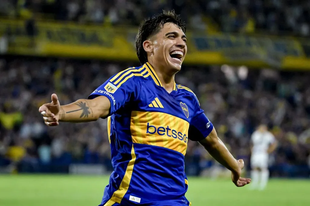Según se reportó desde Argentina, Exequiel Zeballos es el futbolista que está en la mira de Gago. (Getty Images)