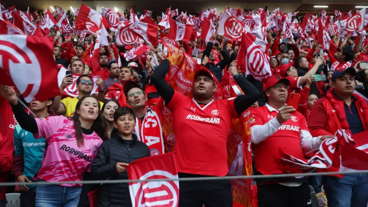 fanáticos en partido de la Liga MX