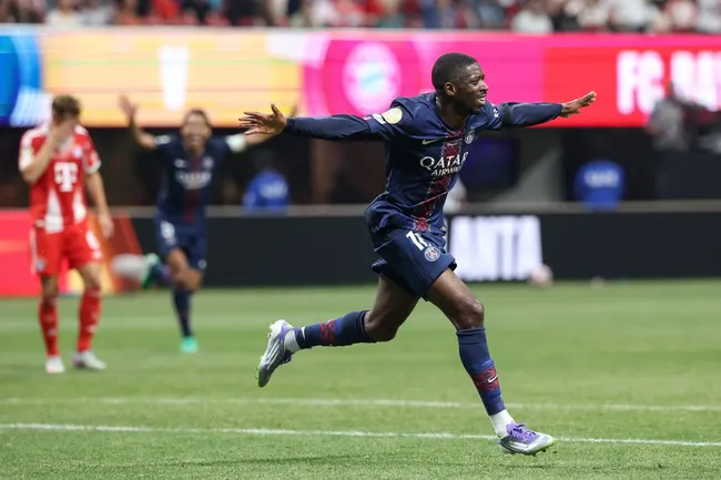 Ousmane Dembélé marcó el segundo gol de PSG ante Bayern Múnich (GETTY IMAGES)