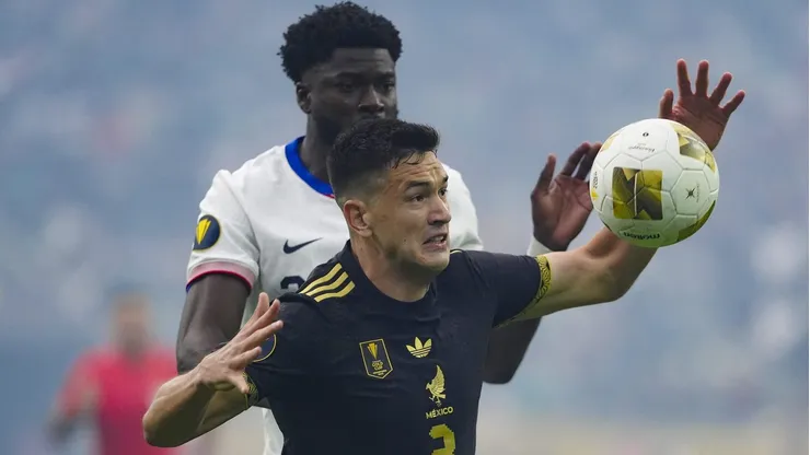 ¿Por qué México juega con un moño negro en la final de la Copa Oro ante Estados Unidos?