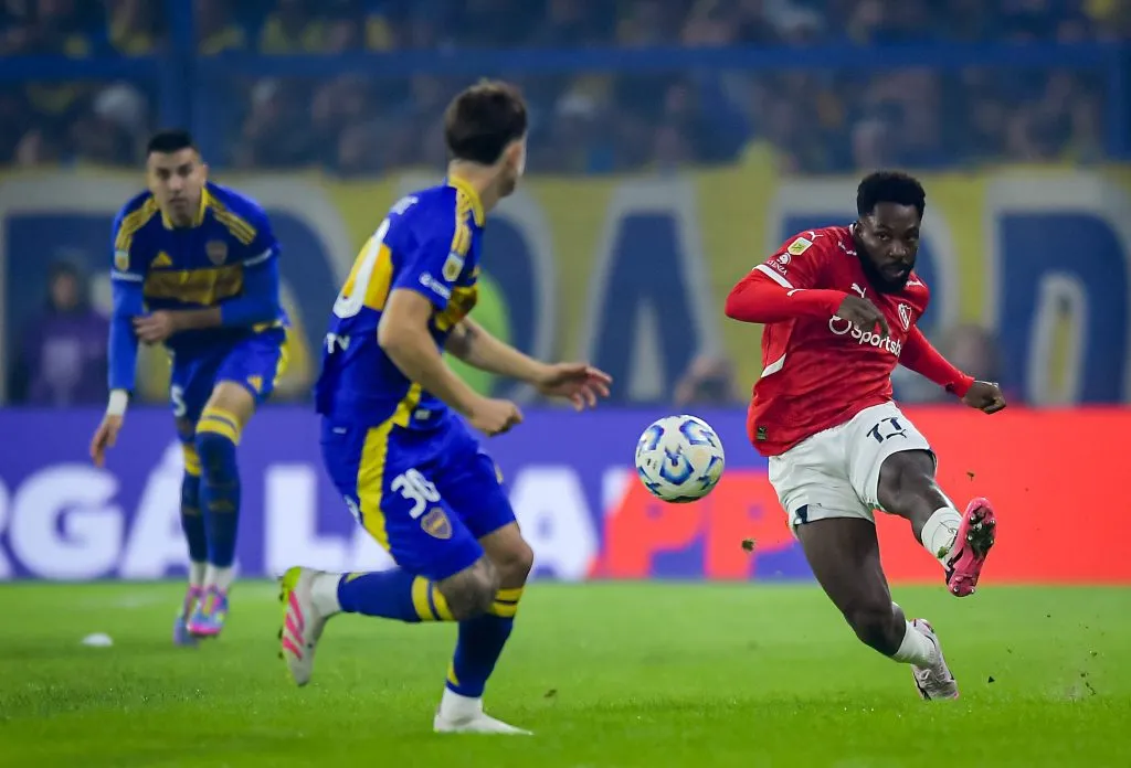 Álvaro Angulo llegará a Pumas luego de que Pussetto acordara su llegada a Independiente. (Getty Images)