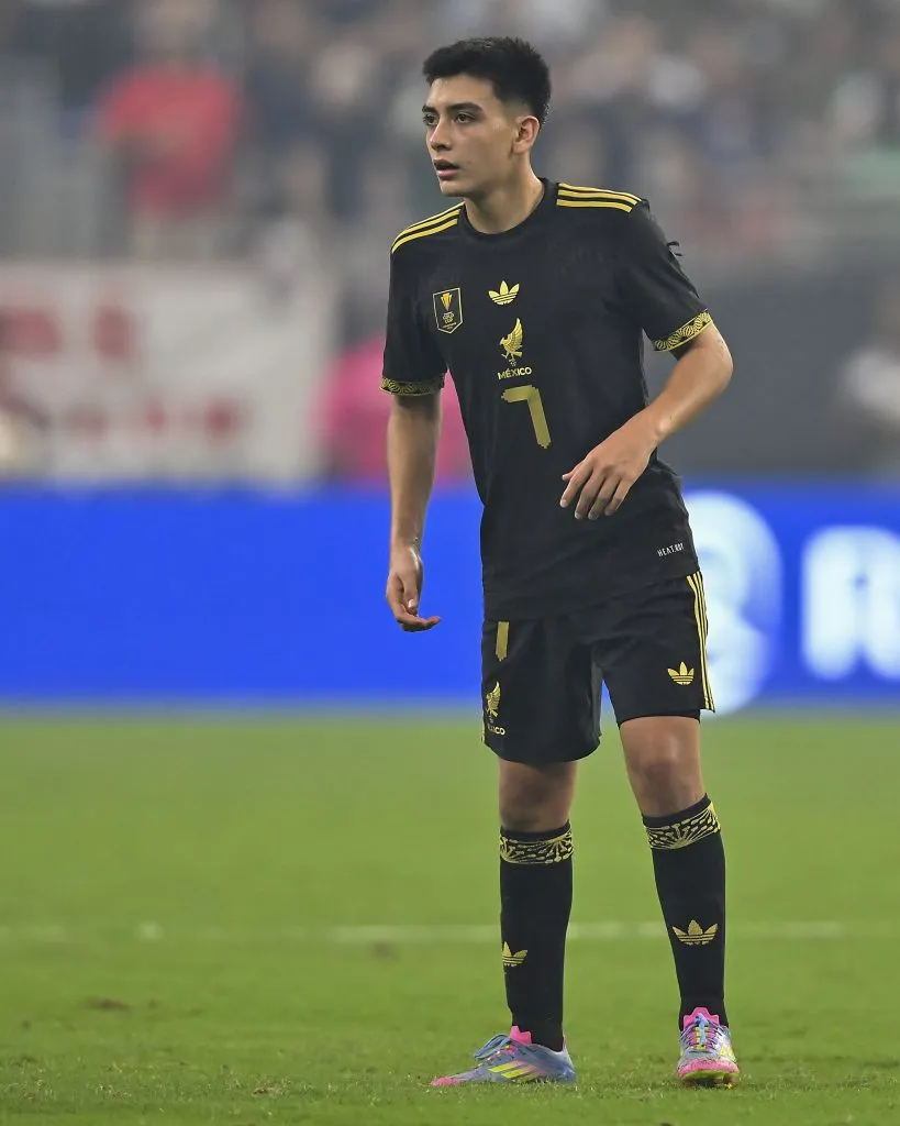 Gilberto Mora se transformó en el futbolista más joven en jugar una final de selecciones. (Imago7)