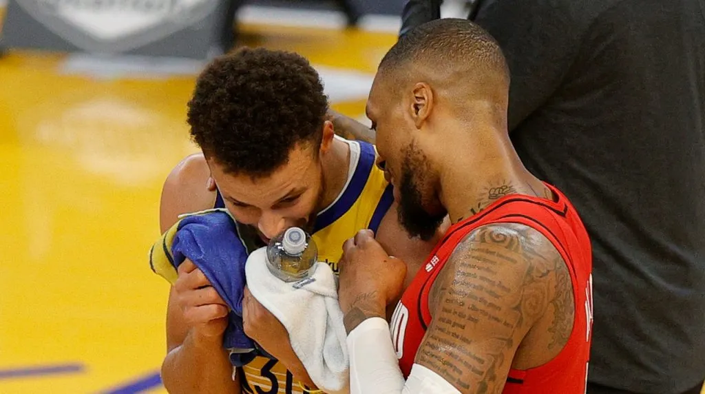 Damian Lillard y Stephen Curry. (Foto: Getty Images)