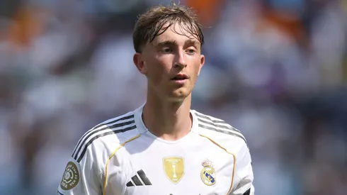 Dean Huijsen, defensor del Real Madrid, no jugará ante PSG