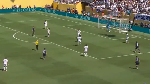 Dos groseros errores en defensa del Real Madrid pusieron en ventaja al PSG por 2-0