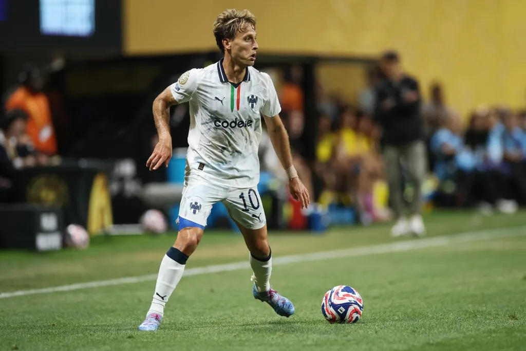 Rayados toma medida necesaria para conservar a Canales [Foto: Getty]