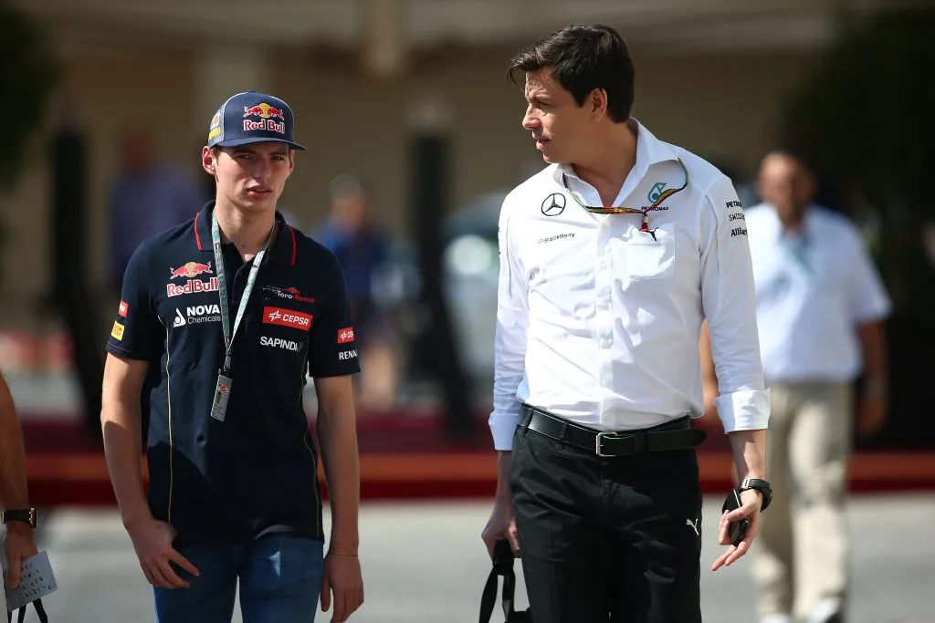 Max Verstappen y Toto Wolff (GETTY IMAGES)