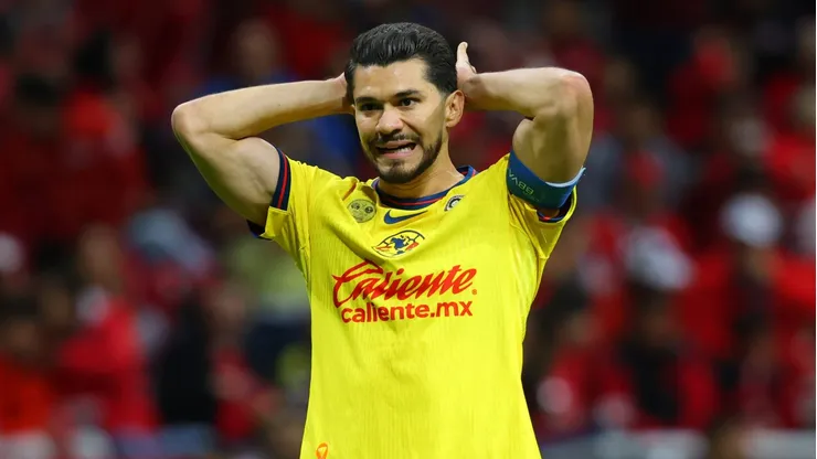 Henry Martin y un curioso video que despertó las dudas de la afición de América