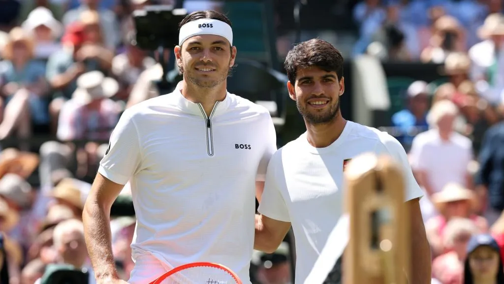Carlos Alcaraz brilló ante Tylor Fritz y se ganó su lugar en la final de Wimbledon 2025. (GETTY IMAGES)