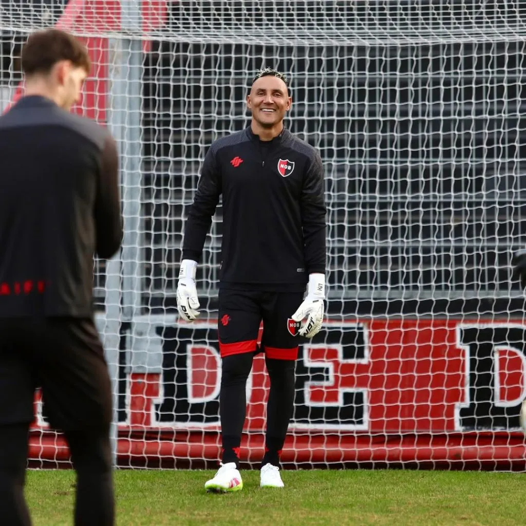 Keylor Navas en el entrenamiento de Newell’s (@Newells)