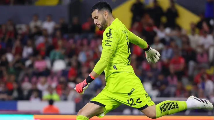 ¿Por qué no juega Camilo Vargas en Puebla vs. Atlas por el Apertura 2025?