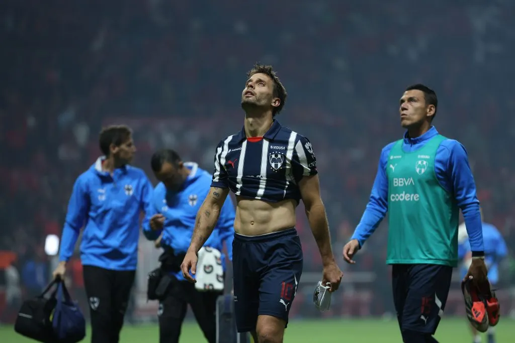 Sergio Canales es uno de los futbolistas que estaría en duda para el duelo ante Pachuca. (Imago7)