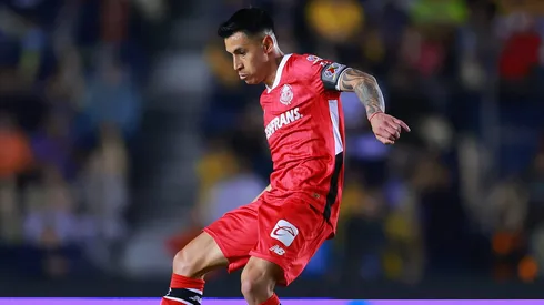 Claudio Baeza platicó de su futuro futbolístico.