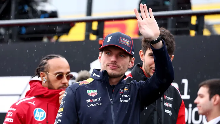 Max Verstappen podría pasar a Mercedes por cifra millonaria