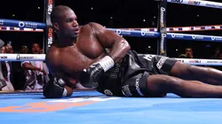 Daniel Dubois se llevó una fortuna pese a ser noqueado por Oleksandr Usyk.