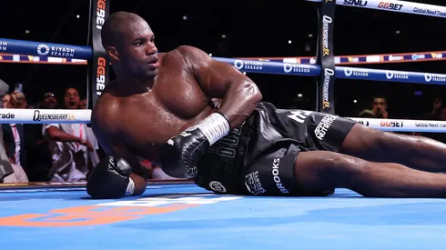 Daniel Dubois se llevó una fortuna pese a ser noqueado por Oleksandr Usyk.