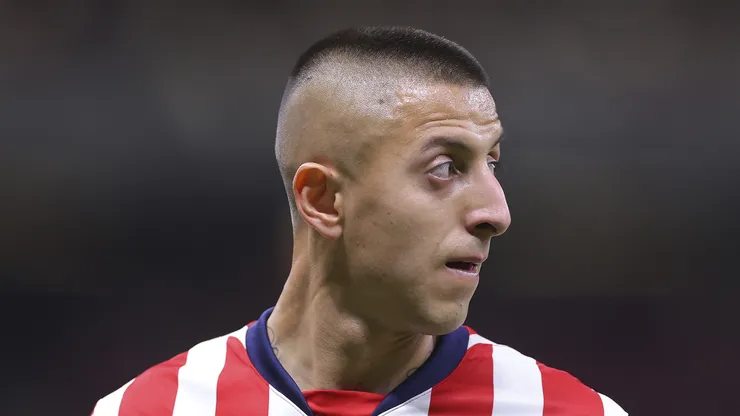 Roberto Alvarado, figura de Chivas