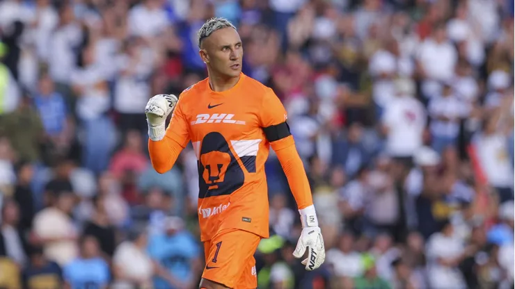 Keylor Navas dio un discurso a sus compañeros antes de su debut con Pumas UNAM