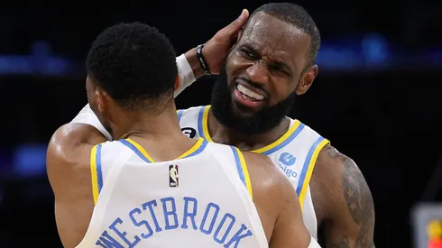 Russell Westbrook y LeBron James.