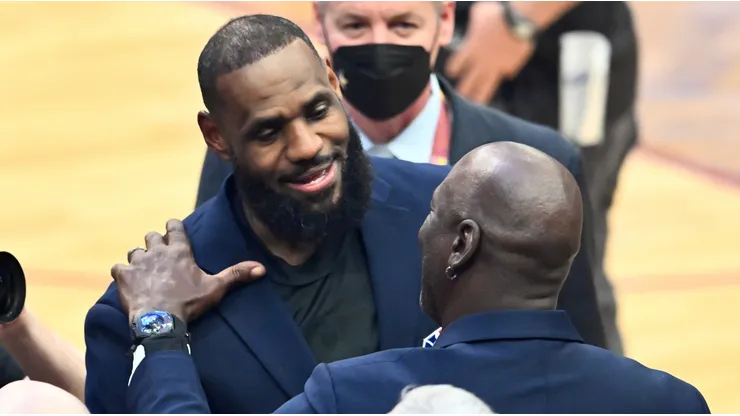 LeBron James y Michael Jordan.