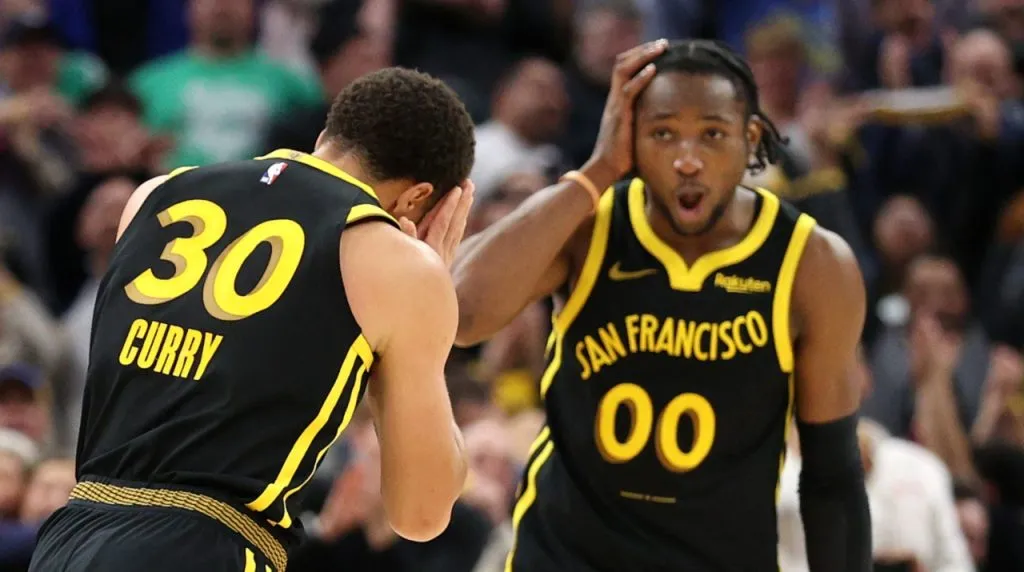 Stephen Curry y Jonathan Kuminga. (Foto: Getty Images)