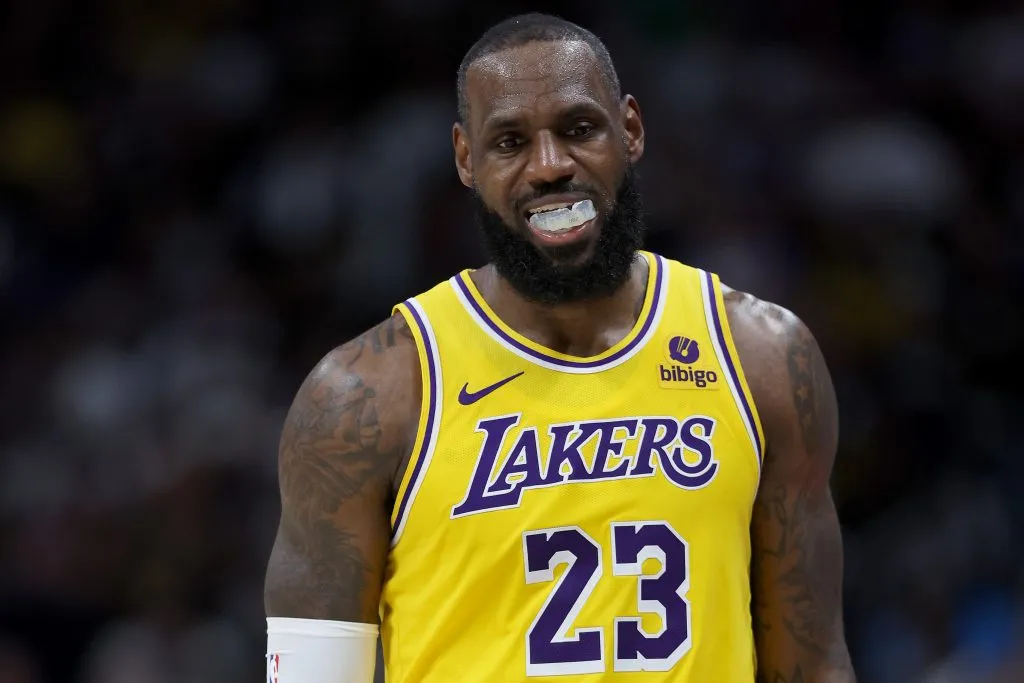 LeBron James no saldrá de Lakers si no lo desea (GETTY IMAGES)