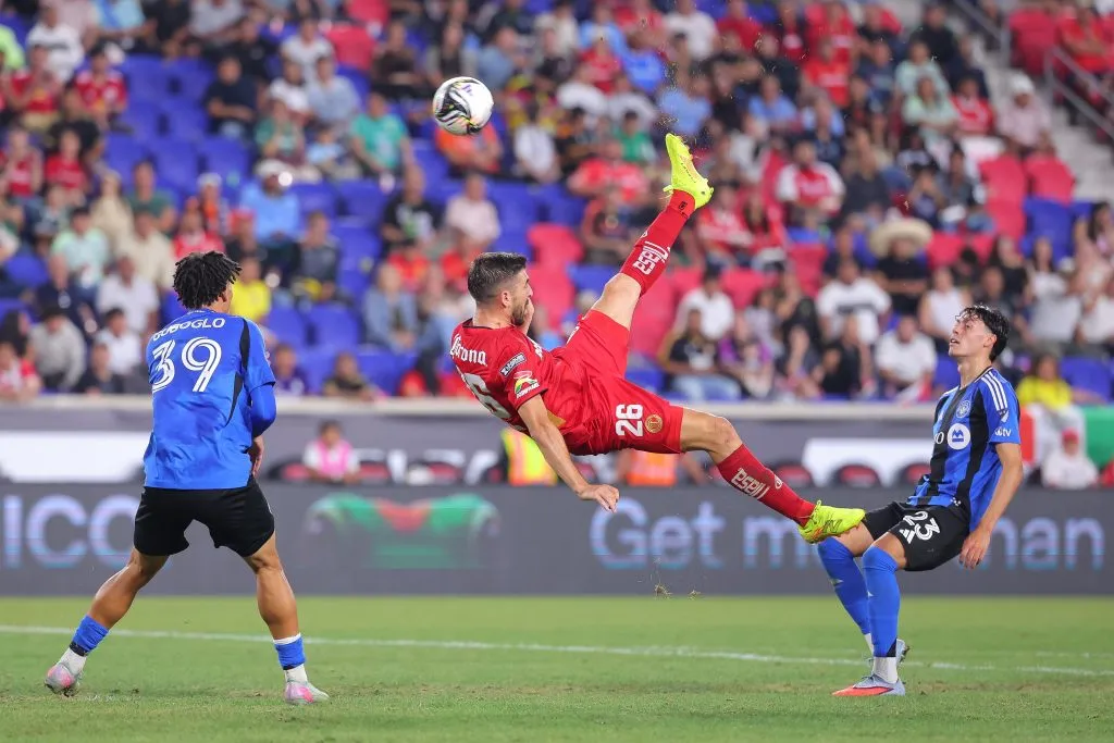 La foto del golazo de Paulinho (Imago7)