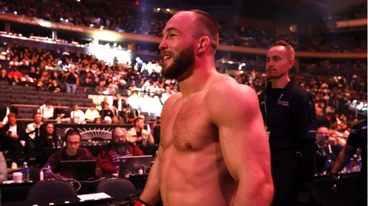 Mateusz Rębecki protagonizó un momento escalofriante en UFC.
