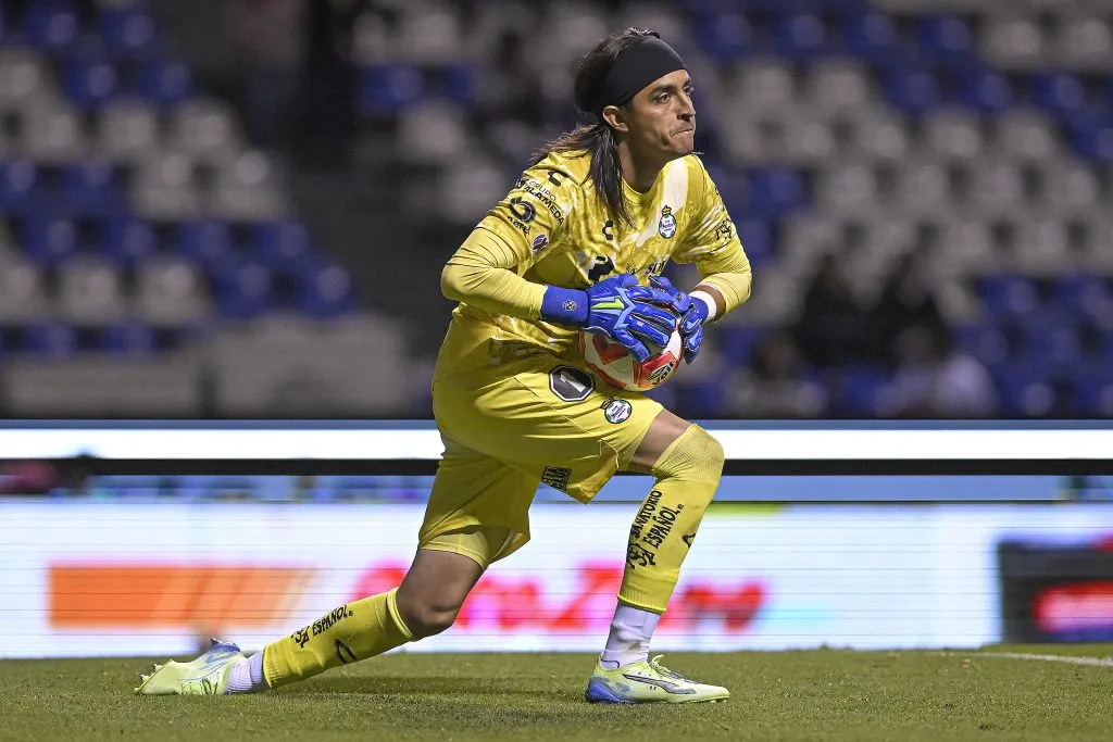 Carlos Acevedo fue expulsado durante la derrota de Santos Laguna ante Colorado Rapids. (Imago7)