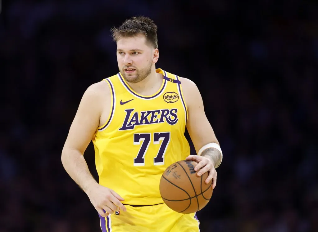 Luka Doncic renovó su vínculo con los Lakers por tres años (Getty Images)