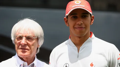 Bernie Ecclestone y Lewis Hamilton en 2009