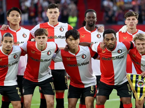 Ex compañero de Santiago Giménez en Feyenoord cerca de Rayados