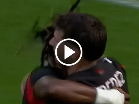 Giménez empieza la pretemporada encendido y marca el primer gol del Milan ante Leeds