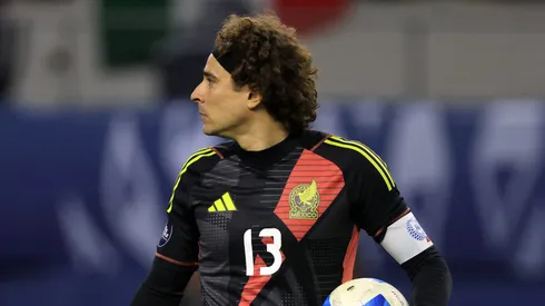 Guillermo Ochoa continúa buscando club en Europa para mantenerse en la elite