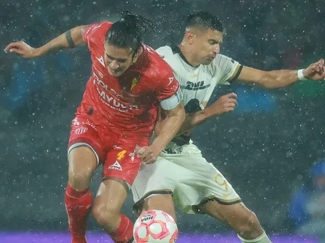 ¿Por qué se demoró el inicio del segundo tiempo de Pumas UNAM vs. Necaxa por el Apertura 2025?