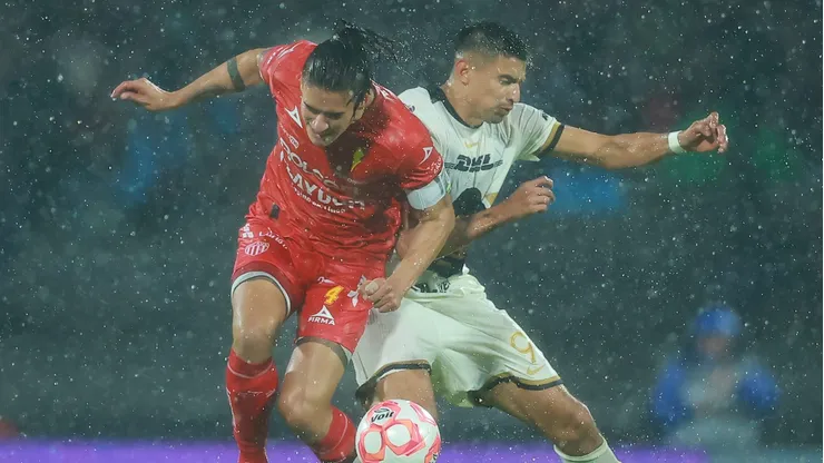 El complemento entre Pumas UNAM y Necaxa se demoró algunos minutos a raíz de una causa de fuerza mayor