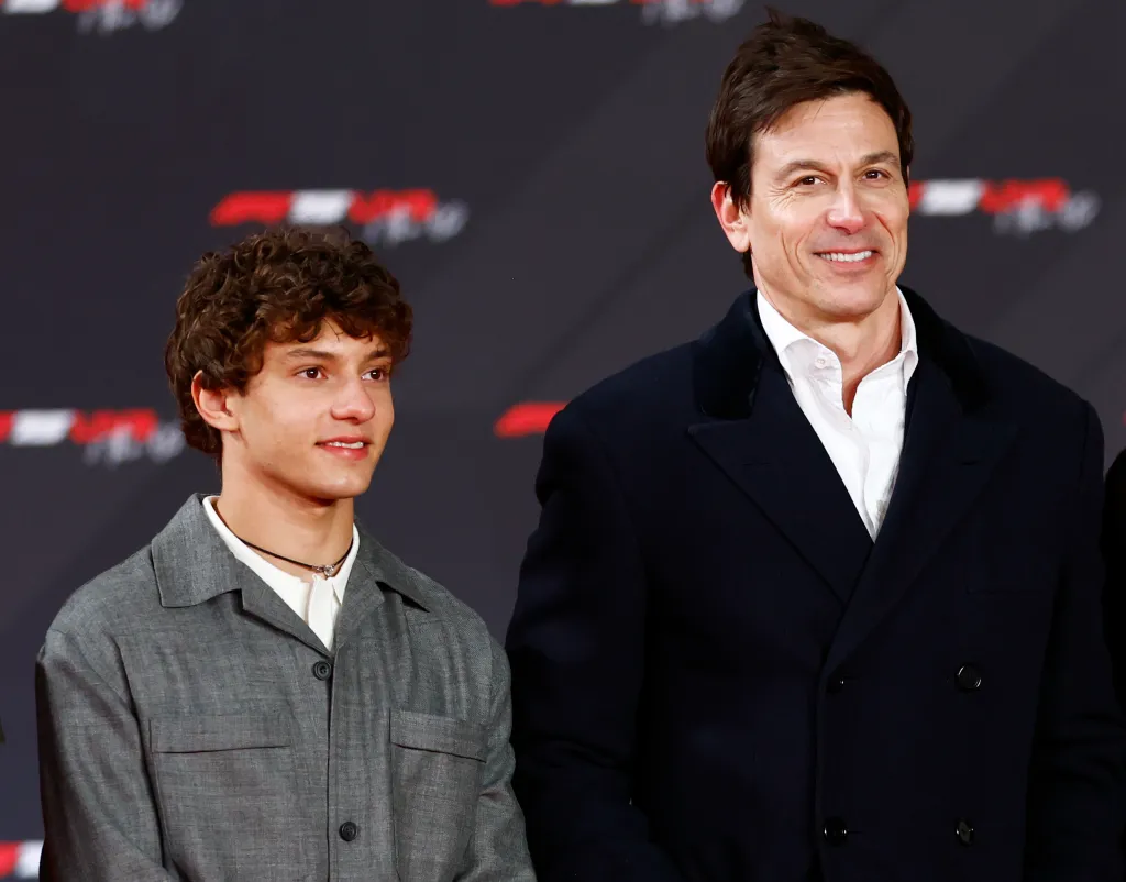Kimi Antonelli y Toto Wolff (GETTY IMAGES)