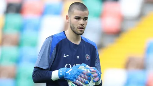 Lucas Chevalier, nuevo portero titular de PSG