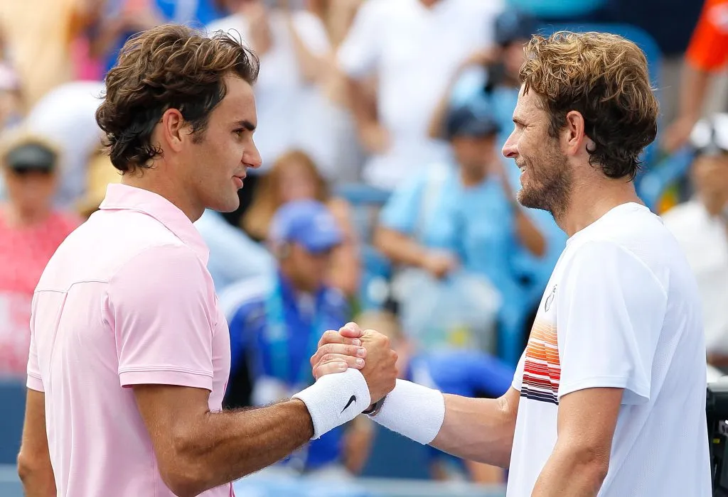 Roger Federer y Mardy Fish en Cincinnati (GETTY IMAGES)