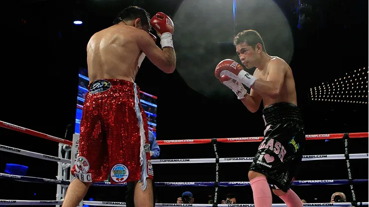 Omar Narváez reveló detalles impresionantes de su carrera como boxeador.