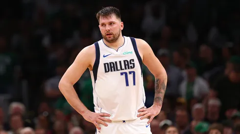 Luka Doncic con el jersey de Dallas Mavericks