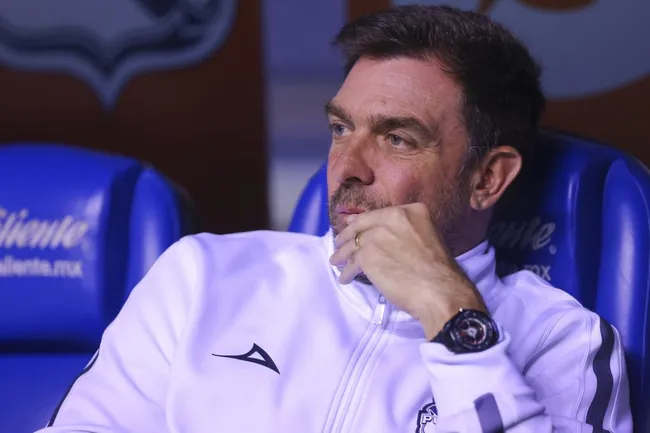 Puebla ya busca un sustituto para Pablo Guede [foto: Getty]